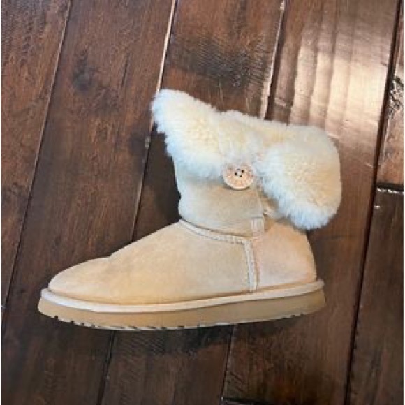 Ugg Bailey button boots - Picture 5 of 6
